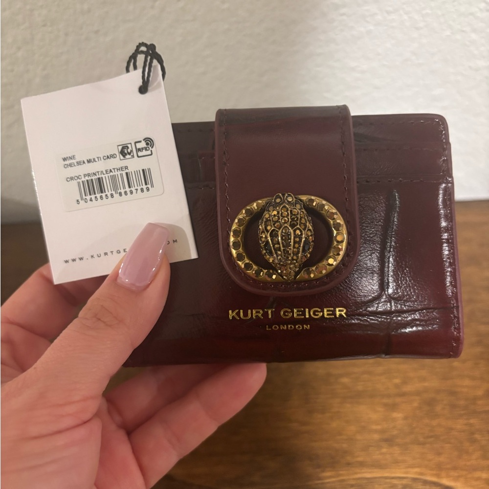 Kurt Geiger Wine Card Holder/Wallet with Gold Emblem - Picture 9 of 9